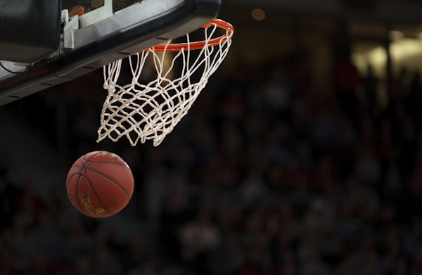 开云体育NBA篮球实时比分，湖人队对阵勇士队