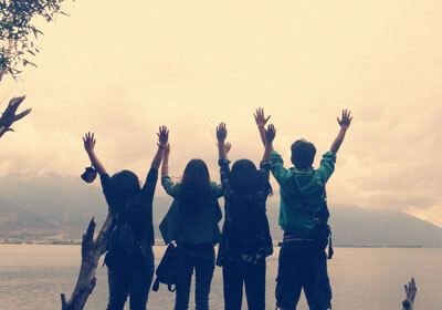 湖南队在对阵浙江队的比赛中获胜，继续发挥稳定