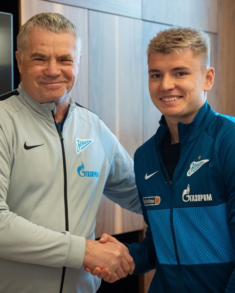 开云体育入口-阿联酋中场租借加盟俄超球队