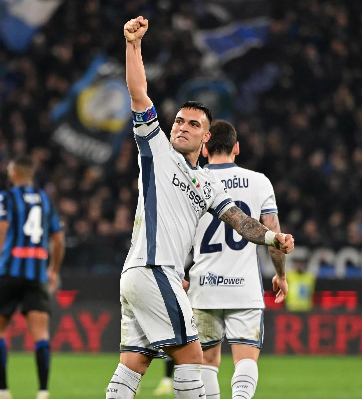 开云体育官方-那不勒斯客场轻松获胜，保持不败纪录的简单介绍