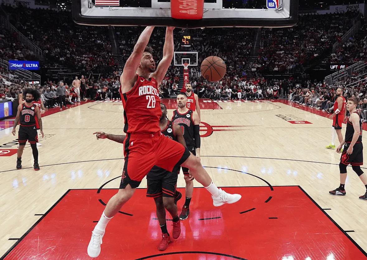 掘金横扫公牛，取得三连胜的简单介绍