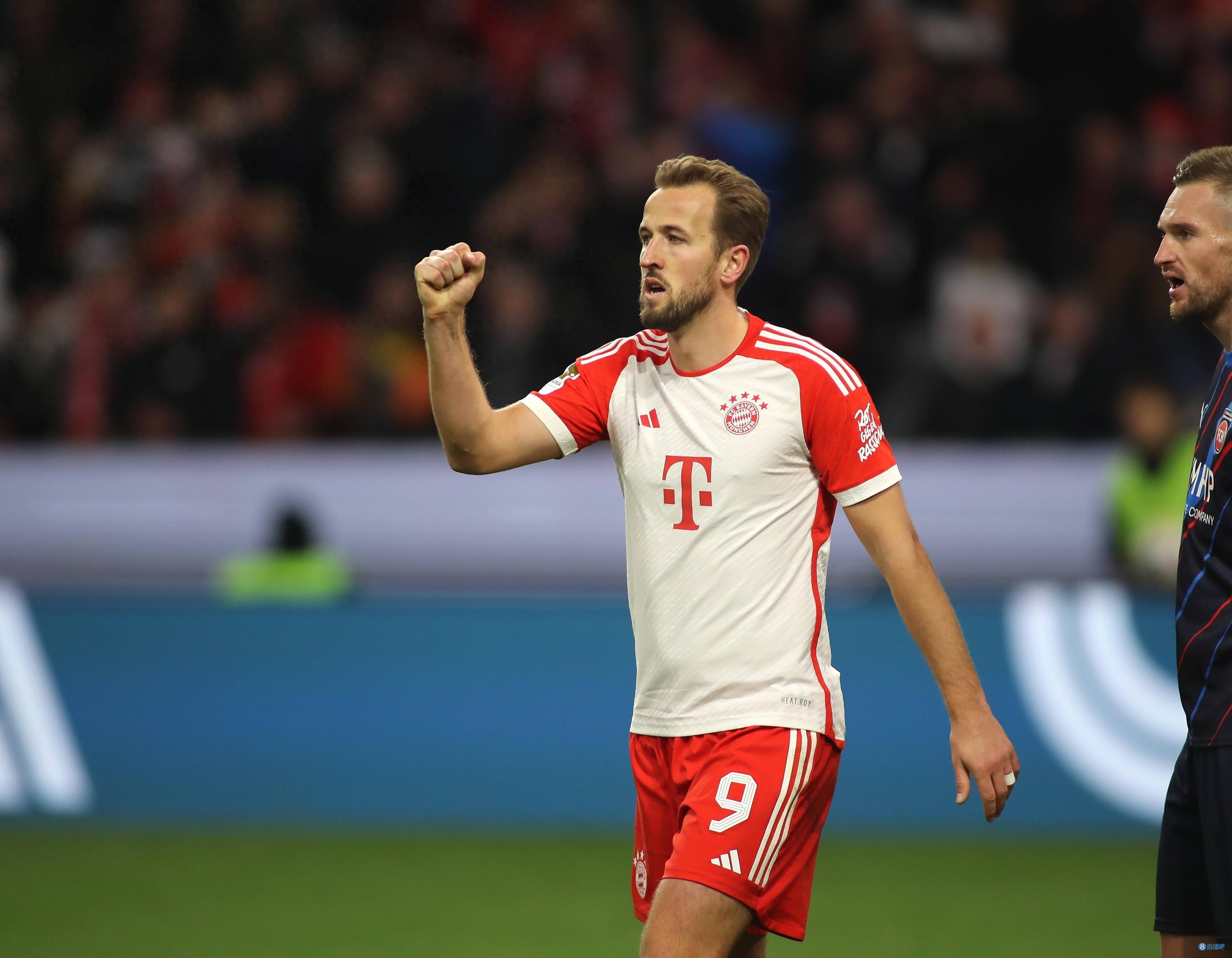 开云体育下载-欧冠比赛中一名球员技术全开的简单介绍