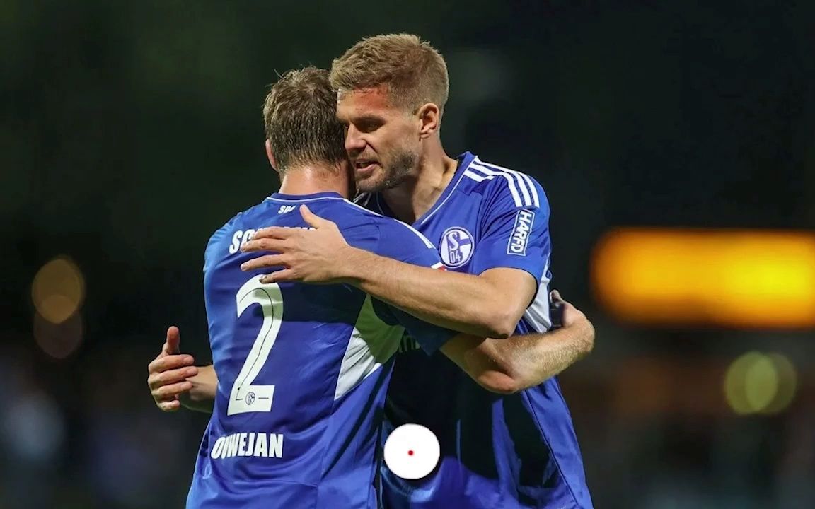 RB莱比锡在主场遭受惨败，德甲争冠形势再起波澜