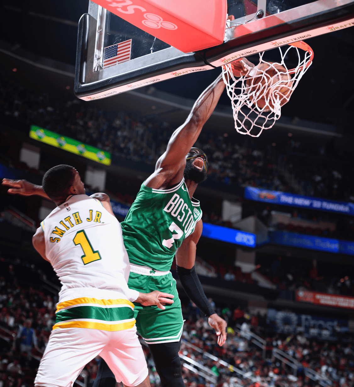 凯尔特人压倒性优势击败篮网，东部第一位置更紧迫