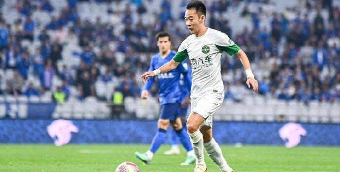 运动场上悬念迭起，谁将笑到最后