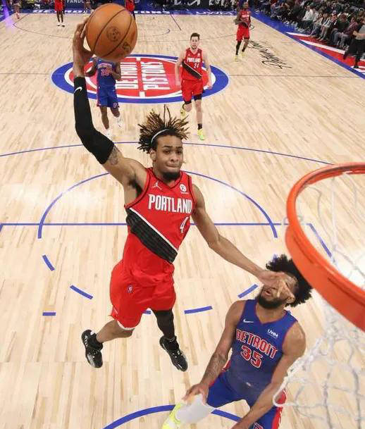 开云体育在线-主帅有大动作！篮网引进外援加强内线