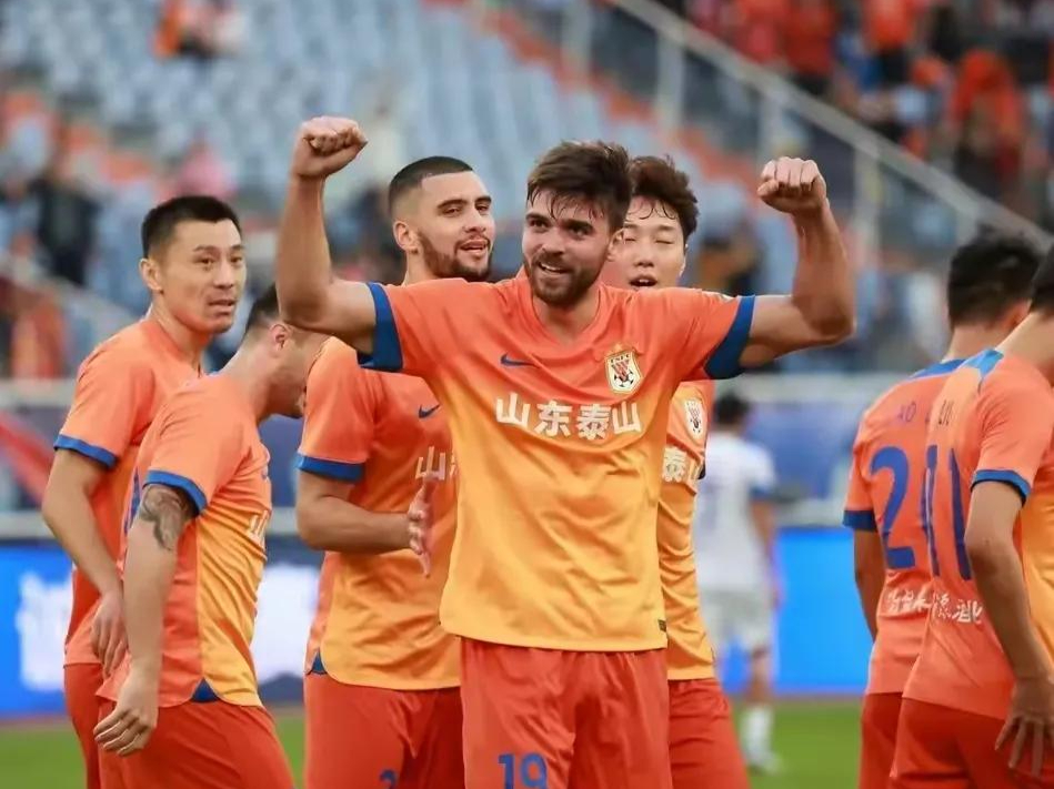 关于山东队众将备战下一场比赛，士气高涨的信息